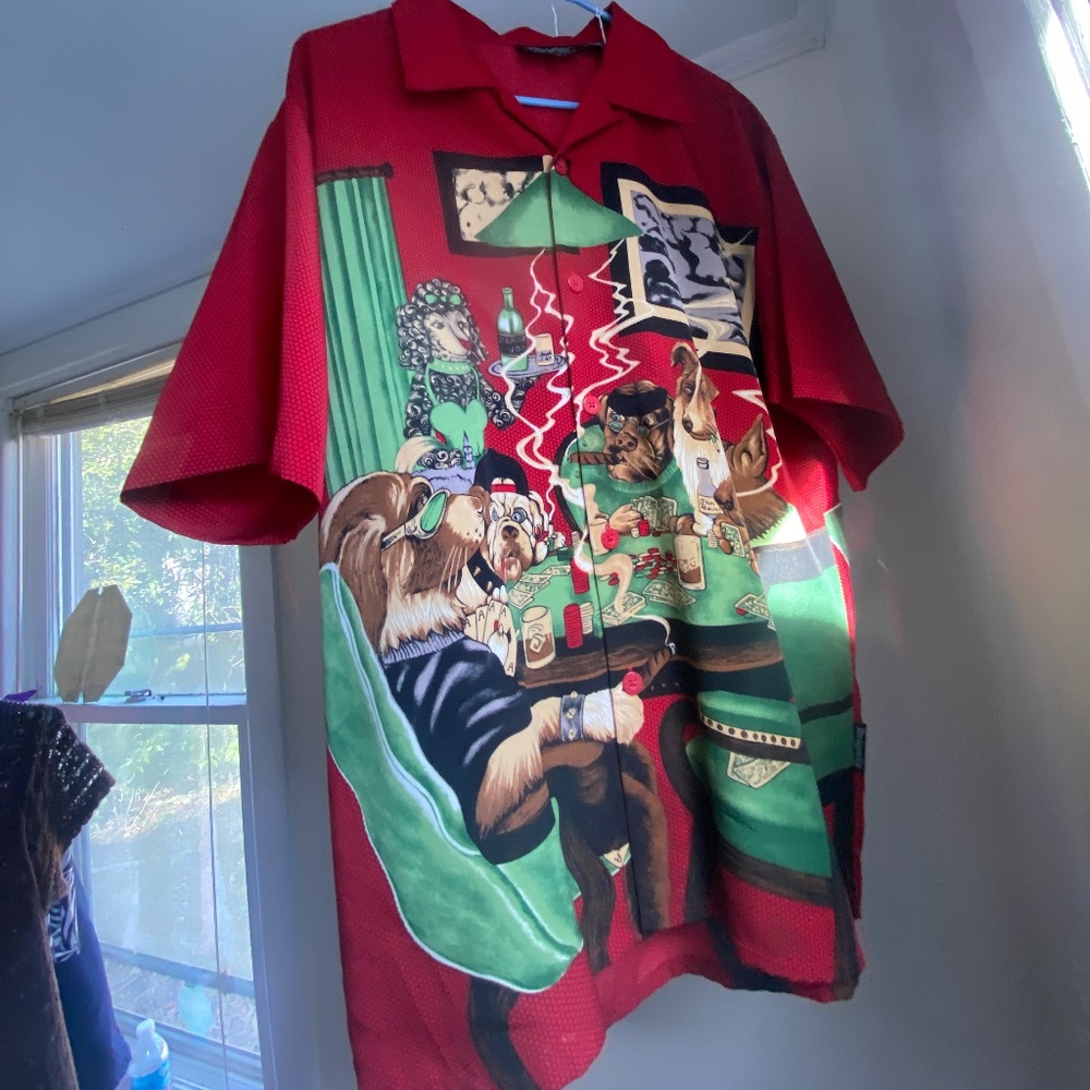 Dragonfly button down red shirt with poker dogs size L